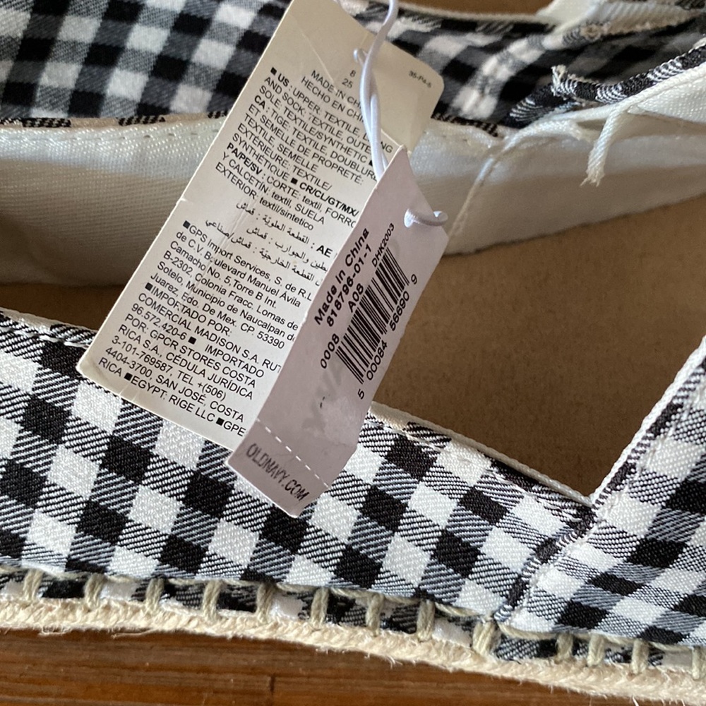 Old Navy espadrilles size 8 checkered black and white new - Picture 4 of 4